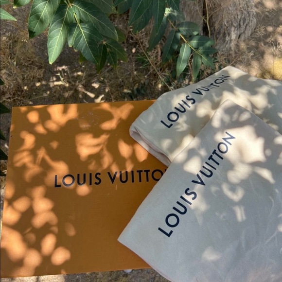 Louis Vuitton boots - Picture 6 of 8